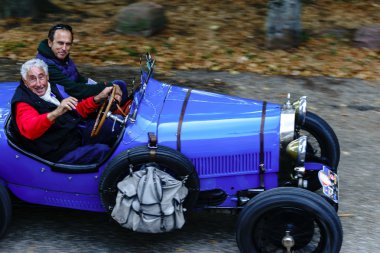 İçerik, 16 Eylül 2016: Fransa: Xxxiii Festivali Bugatti