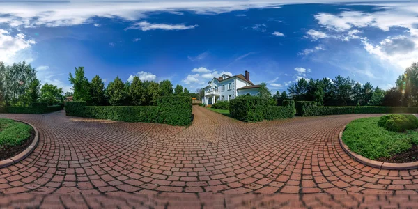 360 degree panoamic view of beautiful old house — Stock Photo, Image