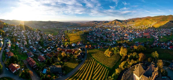 Farbenfrohe Landschaft Luftaufnahme Des Kleinen Dorfes Kappelrodeck Den Schwarzwald Bergen — Stockfoto