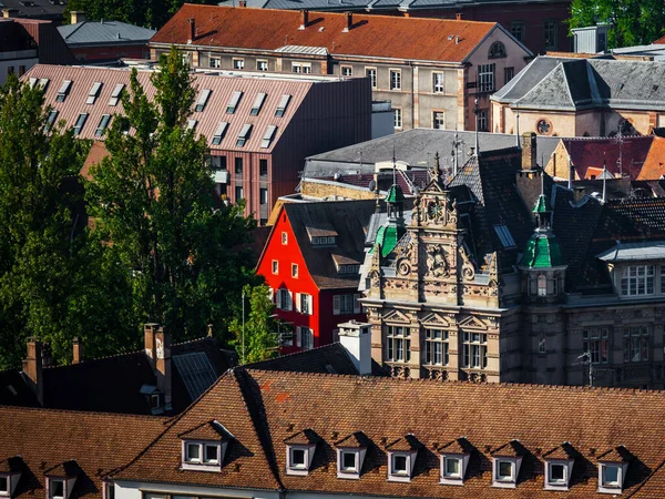 Flygfoto Över Staden Strasbourg Solig Dag Röda Tegeltak Små Som — Stockfoto