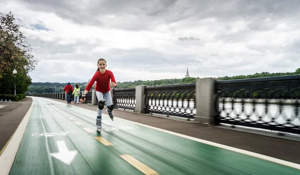 Katolog güzel genç kız