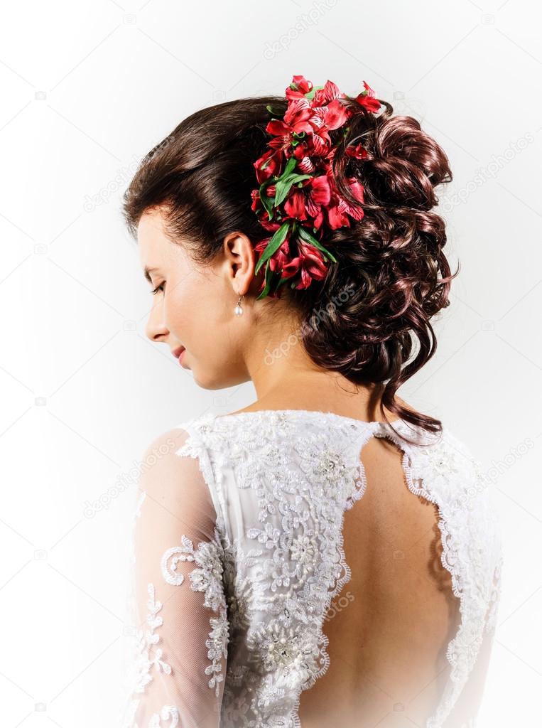 Beautiful bride with fashion wedding hairstyle