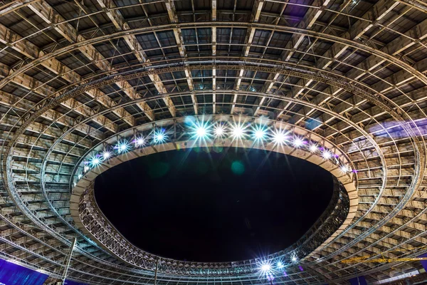 Gran construcción de estadio deportivo — Foto de Stock