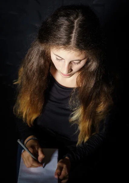 Cute young armenian girl drawing — Stock Photo, Image