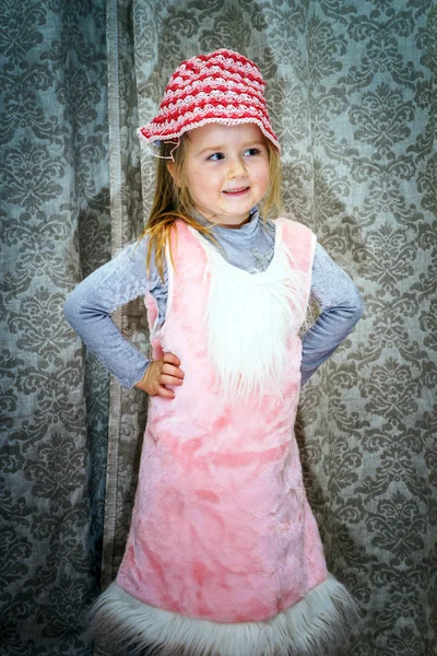 Bambina vestita in costume da carnevale — Foto Stock