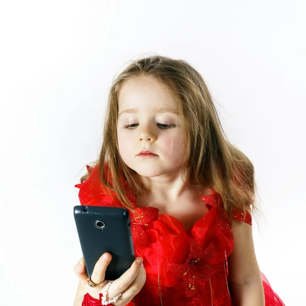 Roztomilá malá baletka oblečený v červené barvě s selfie Foto — Stock fotografie