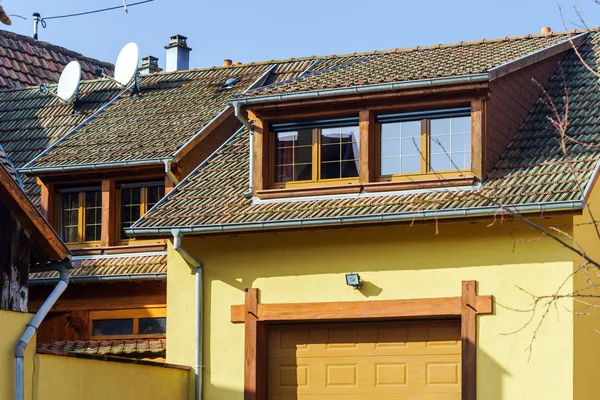 Traditional alsace country house, spring day — Stock Photo, Image