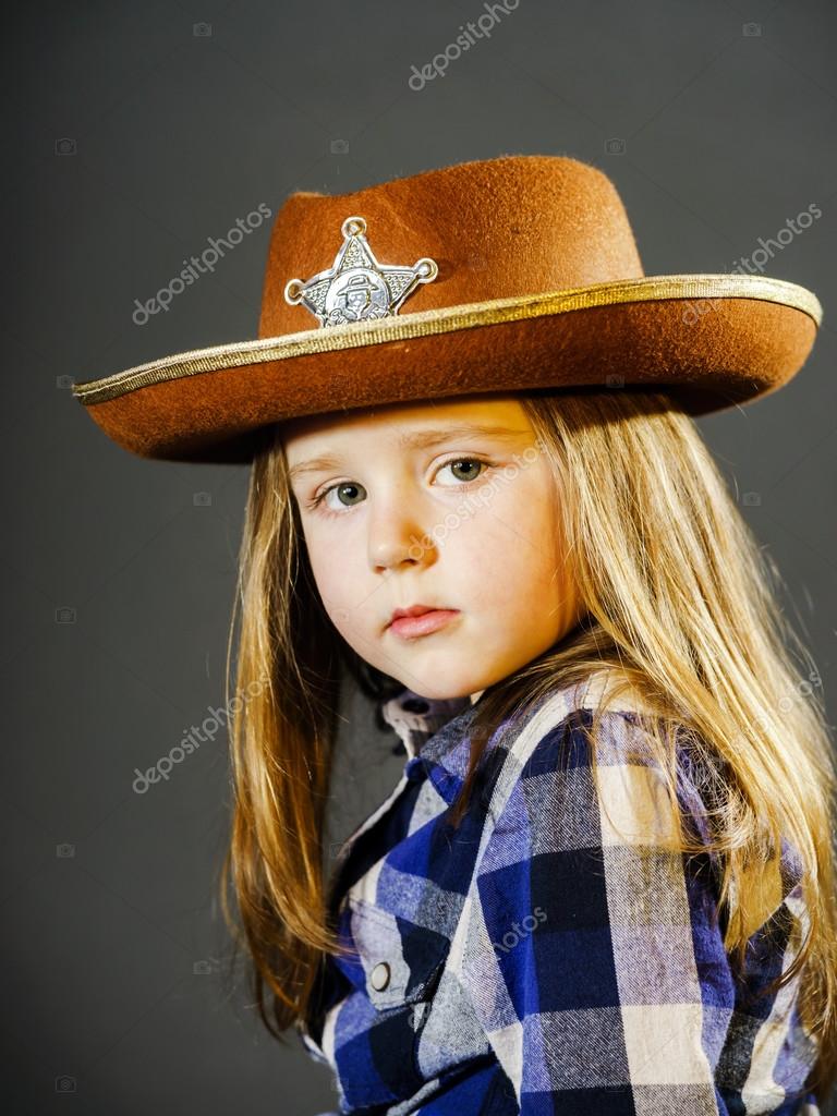 2022-23 Sheriff Tiraspol Match Issue Away Shirt Cojocari #19, image size:768x1024