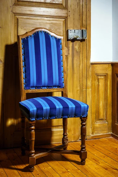 Antique classic style chair produced from natural wood — Stock Photo, Image