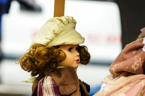 Domingo brocante en pequeño pueblo alsacien — Foto de Stock