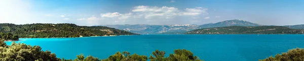 Güzel panoramik Verdon Gölü, Provence, Fransa — Stok fotoğraf