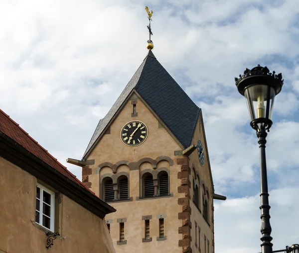 Altes elsässisches Dorf street view — Stockfoto