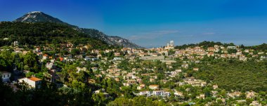 La Turbie Antik Roma colonnade ile panoramik