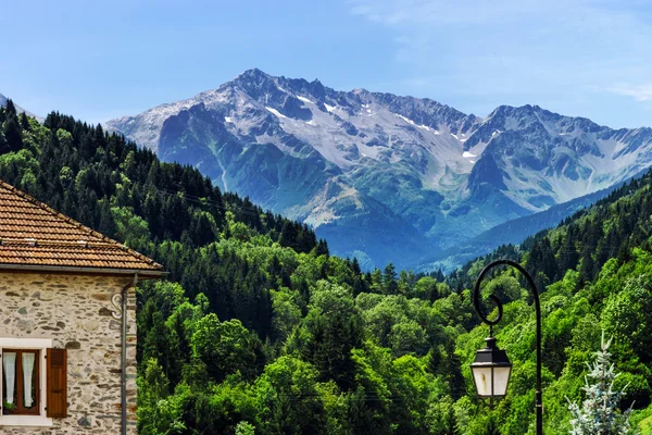 Güzel taş görünümü, Alp manzara — Stok fotoğraf