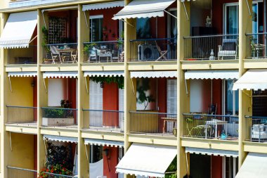 Yeni daire ve Nice eski Villa