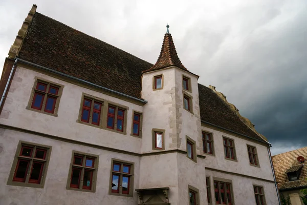 Antigua casa castillo en Andlau, Alsacia — Foto de Stock