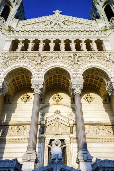 Basilique Notre-Dame de Fourviere i Lyon, Frankrike — Stockfoto