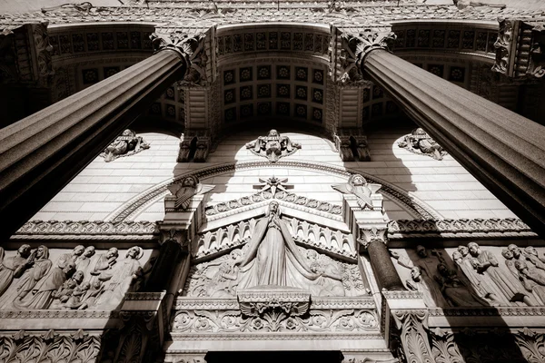 Basilique Notre-Dame de Fourviere i Lyon, Frankrike — Stockfoto