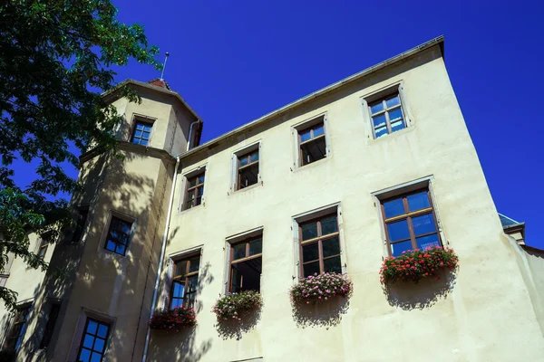 Typiska traditionella alsacien city house — Stockfoto