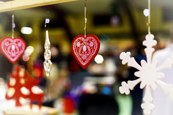 Traditional Christmas market with handmade souvenirs — Stock Photo, Image