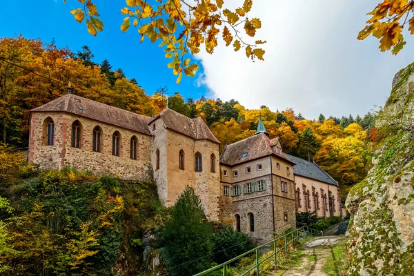 Alsace eski ortaçağ manastır kilisesi — Stok fotoğraf