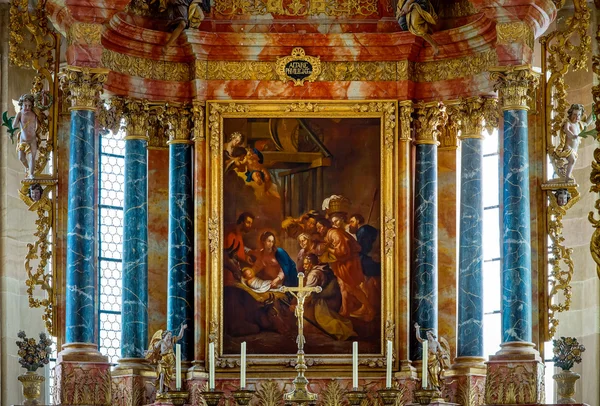 Blick auf den Innenraum der Kirche — Stockfoto