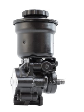 Hidrolik Direksiyon Pompa ile Genleşme tankı üzerinde beyaz arka plan motor parçaları