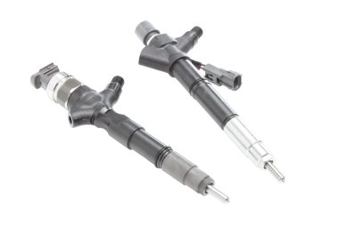 Beyaz bir arka plan üzerinde dizel yakıt için yeni başlık