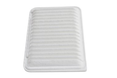 Beyaz bir arka plan üzerinde plastik bir durumda düz motoru hava filtresi