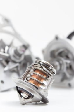 termostat su pompası motor soğutma sistemi arka plan üzerinde.