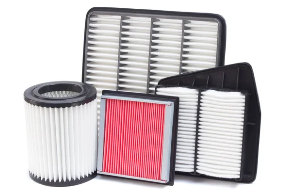 Skład filtry powietrza do silnika samochodu na białym tle — Zdjęcie stockowe