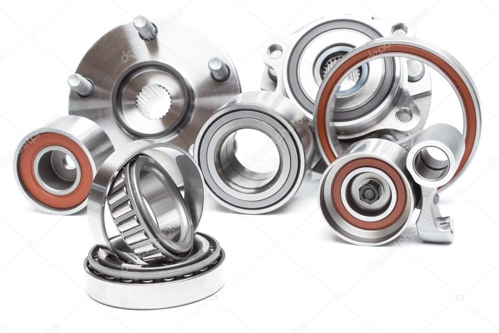 Group bearings and rollers  for the engine and chassis suspension