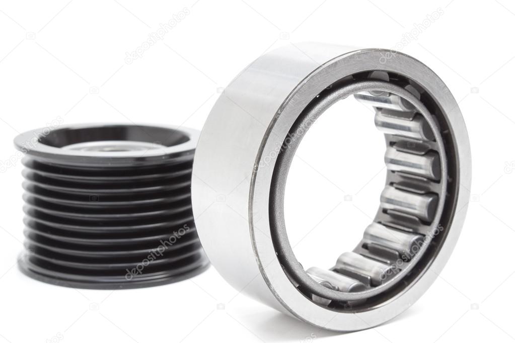 roller-bearing open and closed on a white background