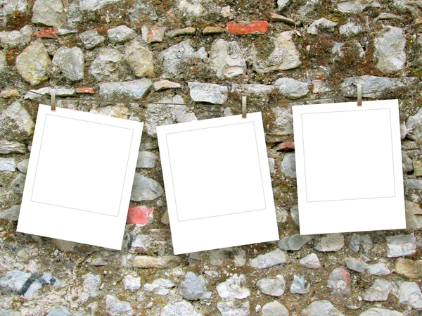 Tre blank kvadrat Instant fotoramar — Stockfoto