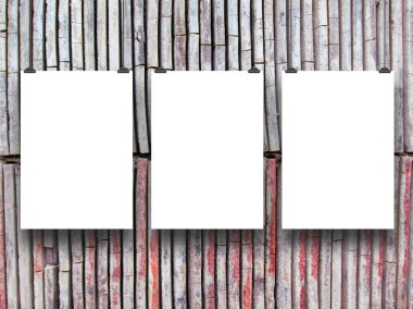 Klipleri ile üç dikey çerçeve