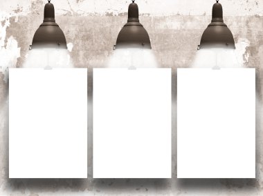 Üç kağıt sayfalarının vintage lambaları kalıplı beton duvara astı