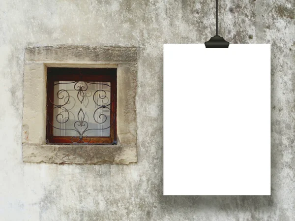 One hanged paper frame with clip on grey old concrete wall — Stock Photo, Image