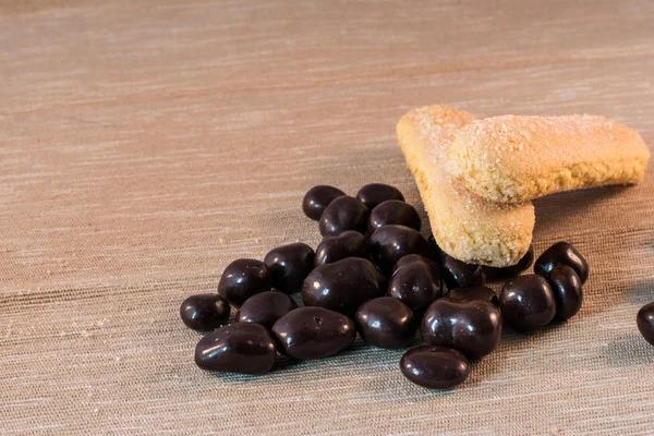 çikolata ve bisquits