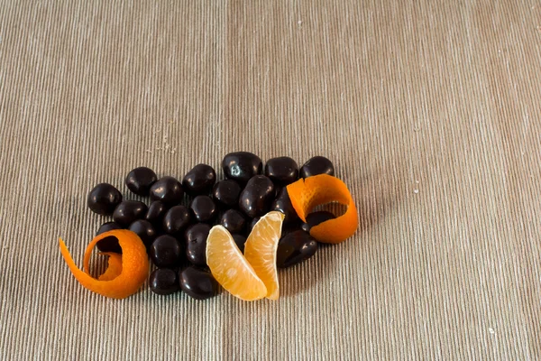 Çikolatalı pralin portakal ile