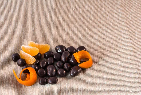 Çikolatalı pralin portakal ile