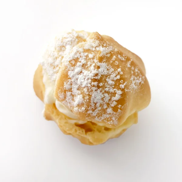 Cream puff lub profiterole ciasta — Zdjęcie stockowe