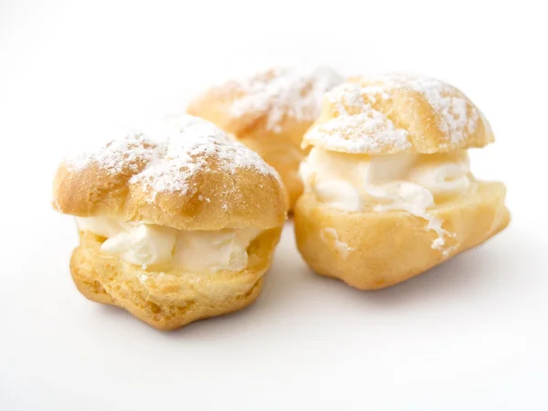 Cream puff lub profiterole ciasta — Zdjęcie stockowe