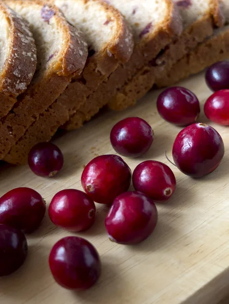 Bread with cranberries — Stock Photo, Image