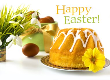 Mutlu Paskalya tebrik kartı - çiçek ile Paskalya kek (ekmek)