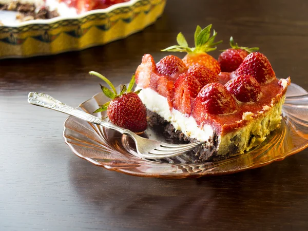 Strawberry tart with cream filling — Stock Photo, Image