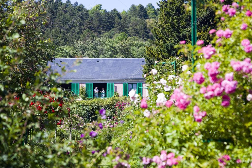 Haus von claude in giverny — Stockfoto © Anikstolk