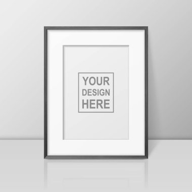 Vektör 3d Gerçekçi A4 Kara Tahta Basit Modern Çerçeve Beyaz Rafta veya Beyaz Duvara Karşı Yansımalı Masa. Sunumlar için kullanılabilir. Mockup için Tasarım Şablonu, Ön Görünüm