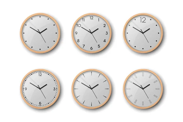 Zegar Vector 3d Realistic Brown Drewniany zegar ścienny ikona Izolacja na białym. Białe wybieranie. Wzornictwo Szablon Zegar ścienny zbliżenie. Makieta dla marki i reklamy. Góra, widok z przodu — Wektor stockowy