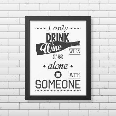 Tipografik arka planda gerçekçi kare siyah çerçeve alıntı