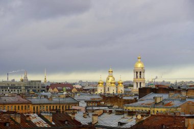 Panorama manzarası, Ligovsky manzara katı. Rusya 'nın başkenti St.Petersburg' da güneş doğumu ve sabah mavi gökyüzü altında panoramik modern şehir manzarası kuş bakışı gökyüzü kavramı